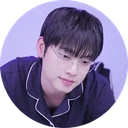 잠옷 브이 에디